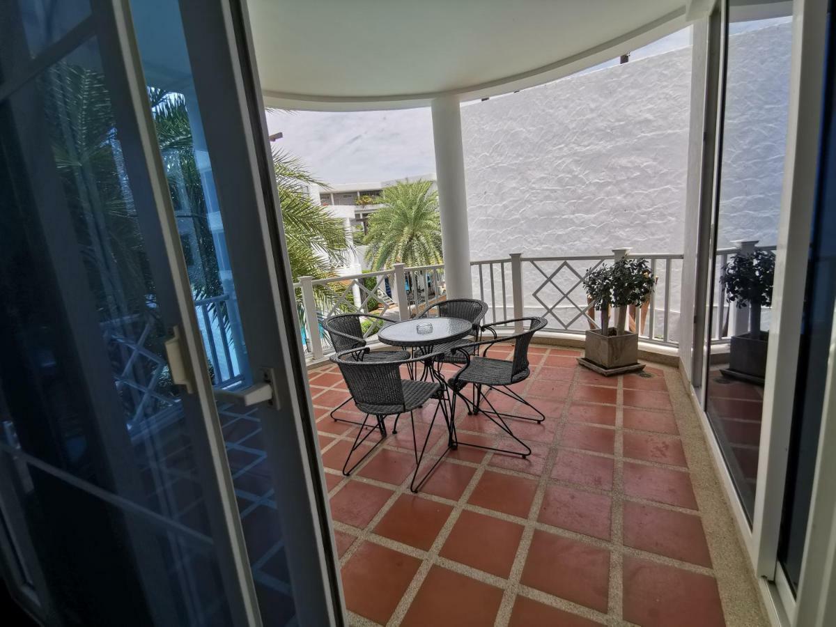 The Verona Villa HHQ Buitenkant foto